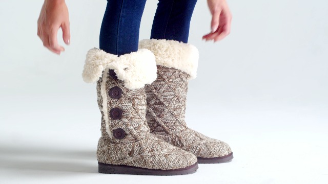 Amazon.com | MUK LUKS Women's Malena Boots, Black Lattice, 6 | Mid